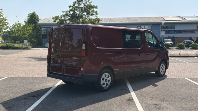 Renault Trafic Lwb Diesel LL30 Blue dCi 130 Advance [Safety] Crew Van - Image 10